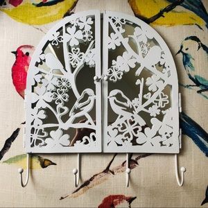 Mirror/Jewelry Hanger